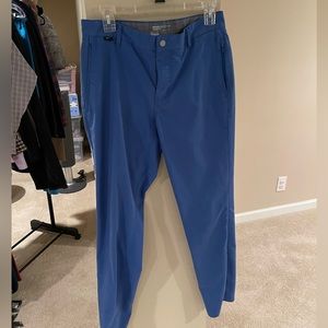 Men’s blue Nike golf pants